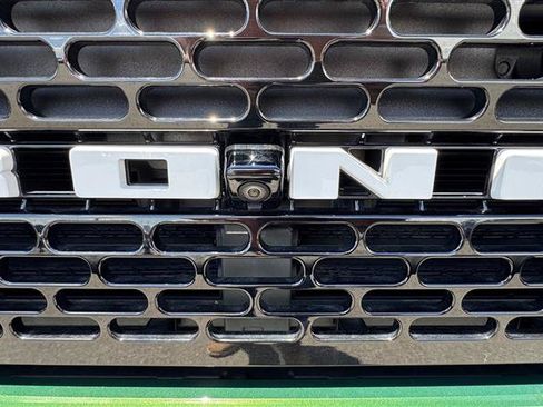 Used 2023 Ford Bronco Wildtrak AWD/4WD image 27