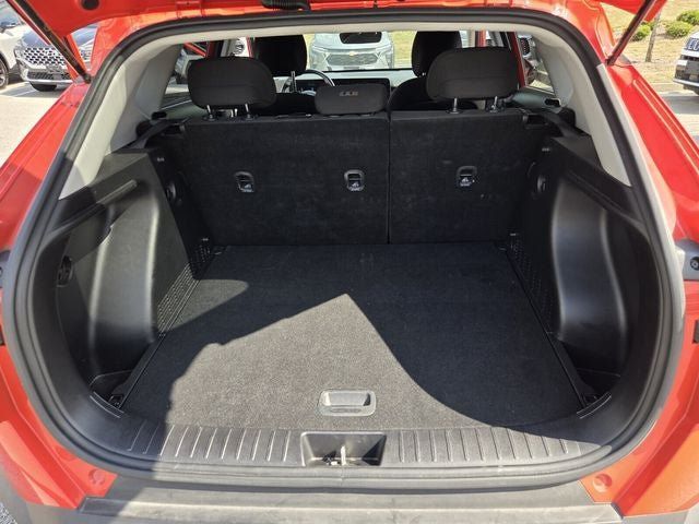Used 2025 Hyundai Kona SEL FWD image 36