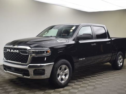 New 2026 RAM 1500 4x4 Crew Cab image 13