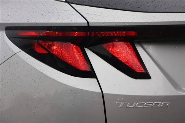 Certified 2025 Hyundai Tucson SEL AWD/4WD image 11