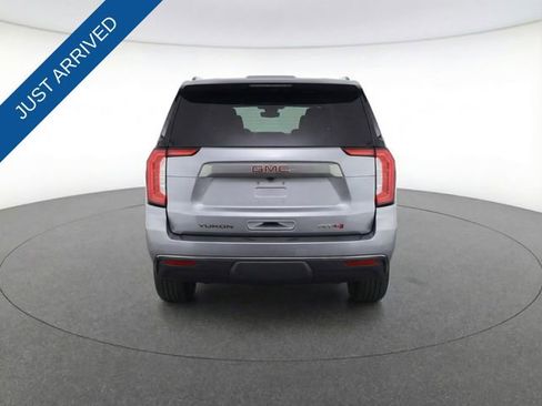 Used 2023 GMC Yukon AT4 image 3
