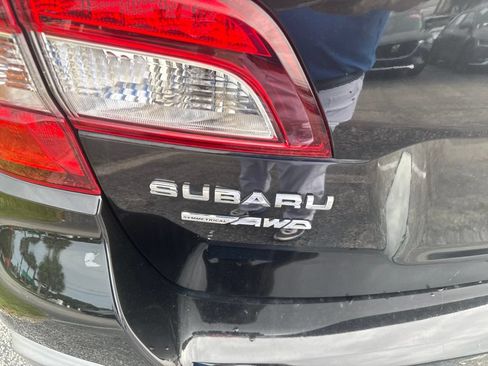 Used 2018 Subaru Outback 2.5i Limited AWD/4WD image 16