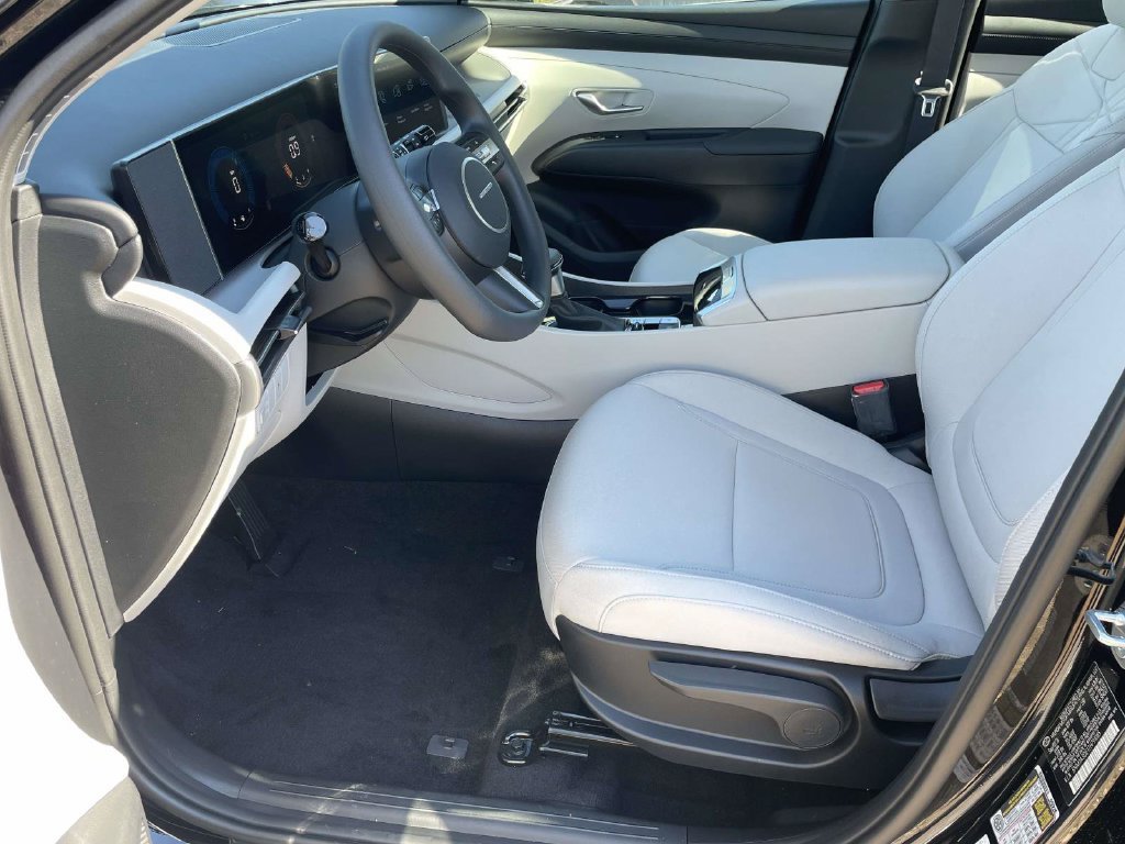 New 2026 Hyundai Tucson SE FWD image 19