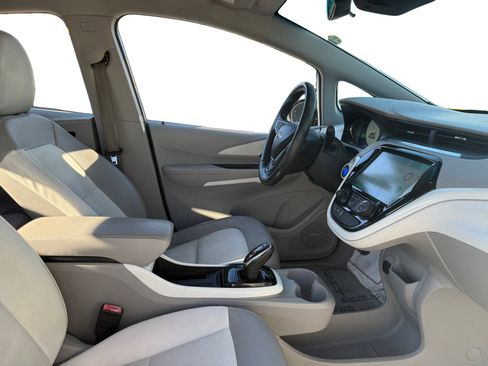 Used 2017 Chevrolet Bolt Premier w/ Driver Confidence II Package image 14