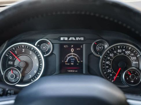 Used 2021 RAM 1500 Big Horn RWD image 24