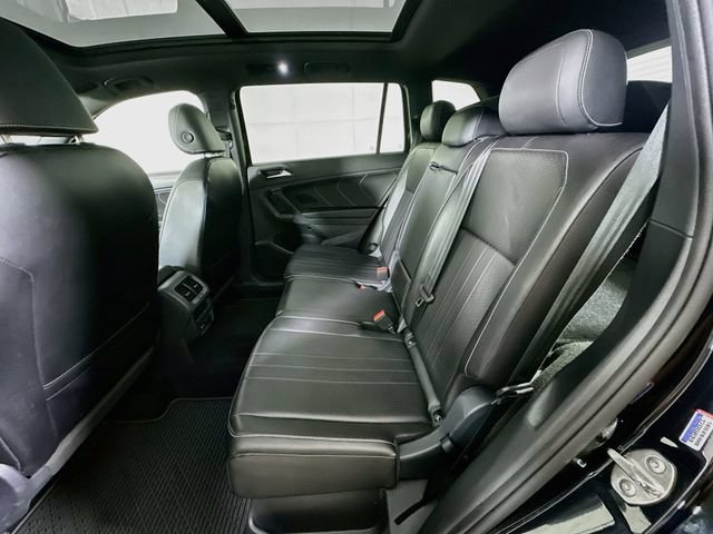 Certified 2024 Volkswagen Tiguan SE R-Line AWD/4WD image 24