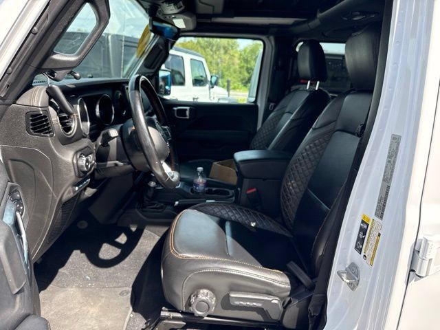 Used 2022 Jeep Wrangler Unlimited Sahara AWD/4WD image 13