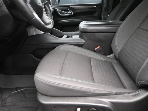 Used 2024 Chevrolet Tahoe LS RWD image 13