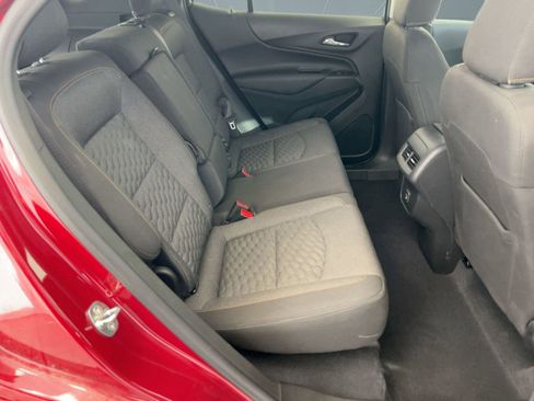 Used 2020 Chevrolet Equinox LT w/ Driver Convenience Package image 28