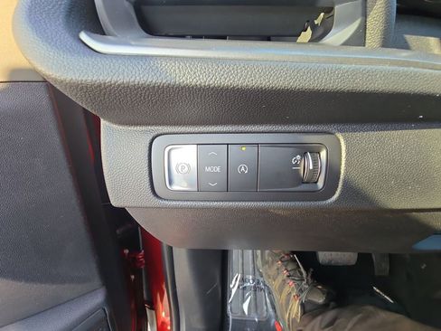 New 2026 Chevrolet Traverse LT image 26