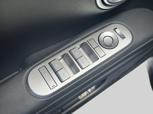Certified 2026 Hyundai Palisade Limited AWD/4WD image 16