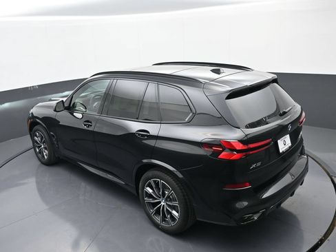 New 2026 BMW X5 xDrive40i w/ M Sport Package AWD/4WD image 33