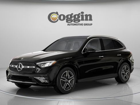 Used 2026 Mercedes-Benz GLC 300 image 1