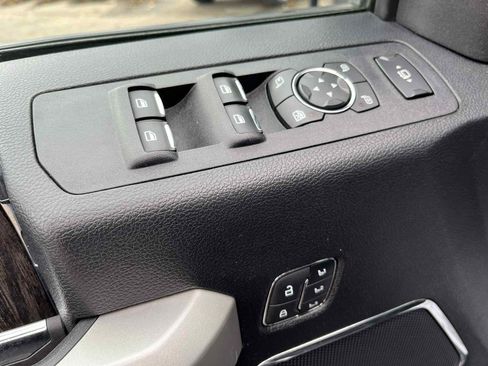 Used 2021 Ford F250 Lariat image 19