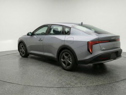Used 2025 Kia K4 FWD image 6