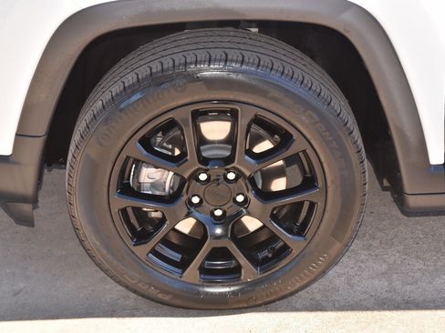 Used 2024 Jeep Compass Latitude w/ Altitude Special Edition image 35