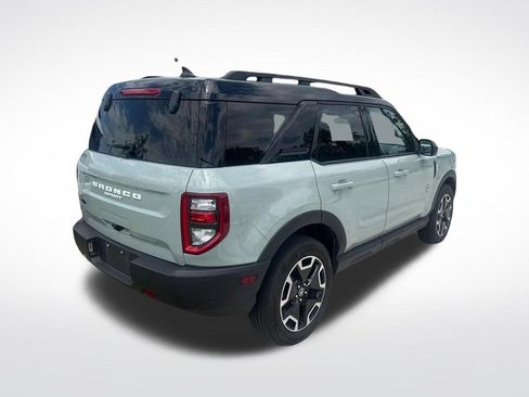 Used 2024 Ford Bronco Sport Outer Banks w/ Tech Package AWD/4WD image 3