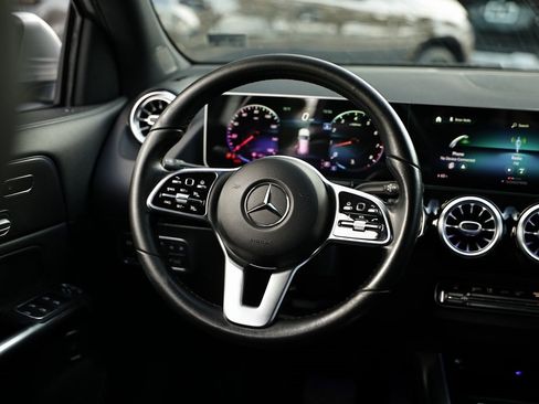 Used 2021 Mercedes-Benz GLA 250 4MATIC image 29