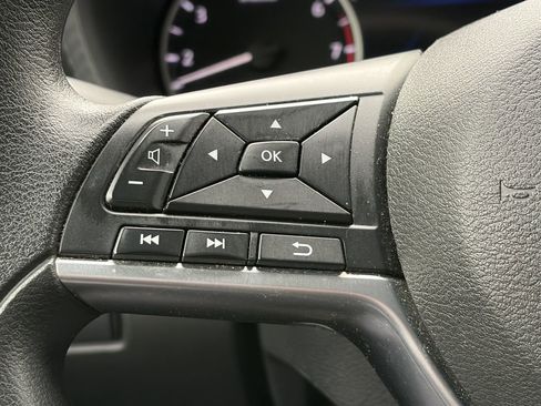 Used 2024 Nissan Sentra SV image 20