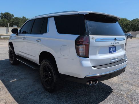 Used 2023 Chevrolet Tahoe Premier AWD/4WD image 5