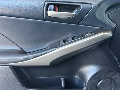 Used 2019 Lexus IS 300 F Sport w/ F Sport Package RWD image 12
