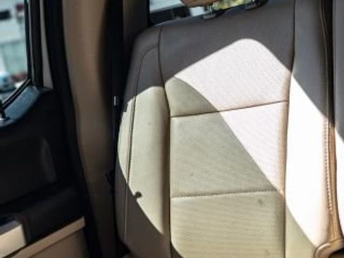 Used 2020 Ford F250 Lariat w/ Lariat Value Package image 29