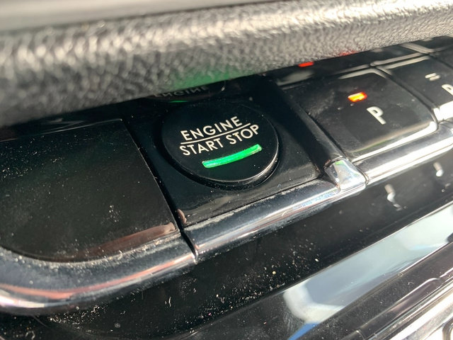 Certified 2025 Lincoln Corsair AWD image 23