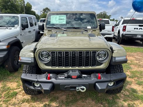 New 2026 Jeep Gladiator Rubicon AWD/4WD image 2