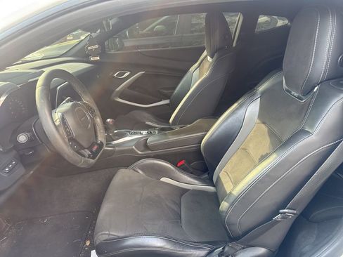 Used 2019 Chevrolet Camaro SS image 9