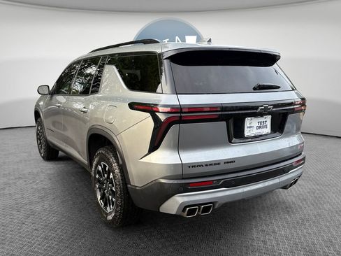 Used 2025 Chevrolet Traverse Z71 w/ Driver Confidence Package AWD/4WD image 6