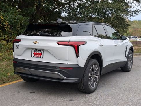 New 2026 Chevrolet Blazer EV LT image 2