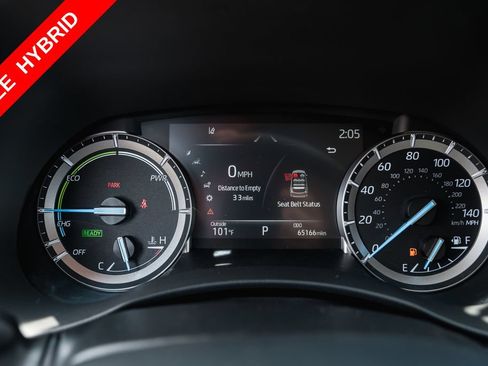 Used 2022 Toyota Highlander XLE FWD image 14