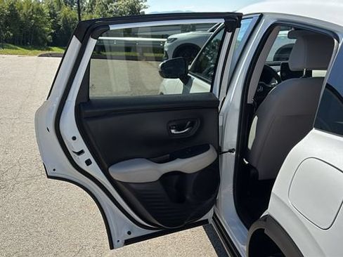 Used 2026 Honda HR-V LX image 21