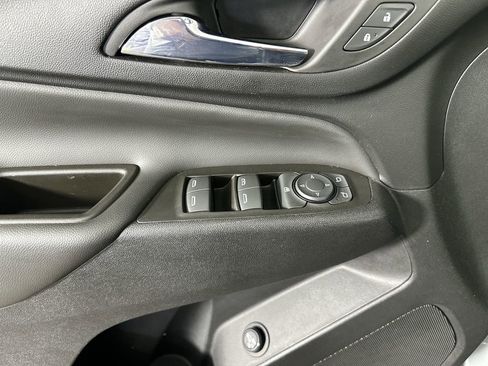 Certified 2023 Chevrolet Equinox LT FWD image 25