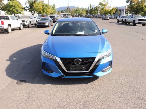 Used 2023 Nissan Sentra SV FWD image 2