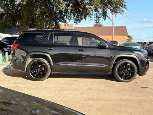 Used 2019 GMC Acadia SLT w/ Black Edition FWD image 2