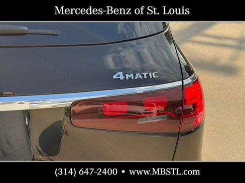 Used 2024 Mercedes-Benz GLS 450 4MATIC image 11