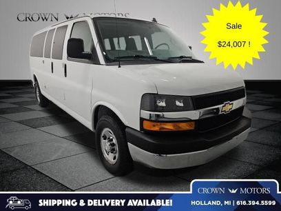 Used 2017 Chevrolet Express 3500 LT w/ LT Preferred Equipment Group