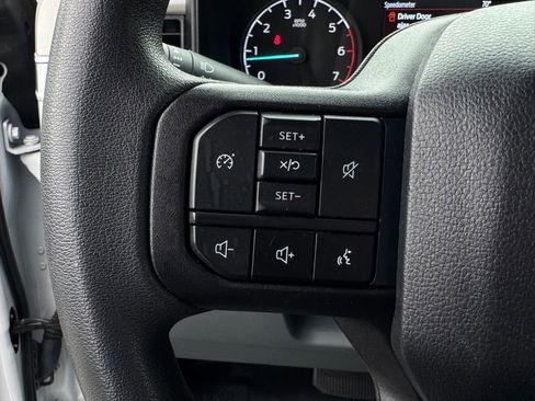Used 2024 Ford F250 XLT image 44