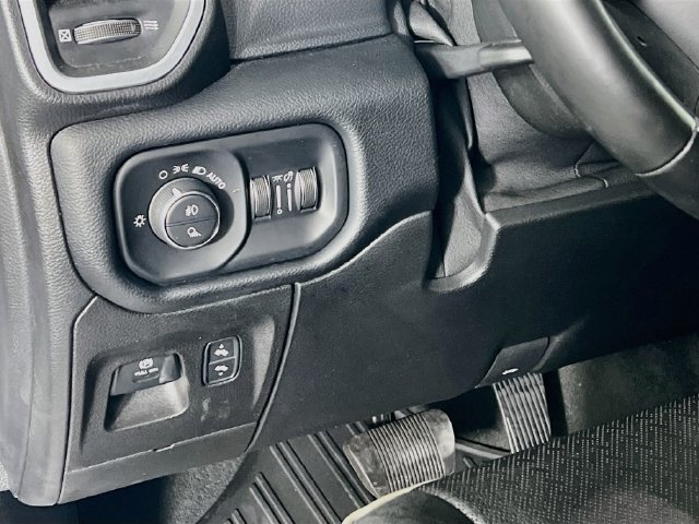 Used 2021 RAM 1500 Laramie AWD/4WD image 11