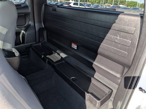 Used 2022 Toyota Tacoma SR RWD image 23
