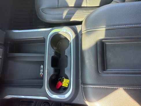 Used 2019 GMC Sierra 1500 SLT w/ SLT Premium Plus Package image 27