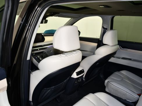 Used 2024 Hyundai Palisade Limited AWD/4WD image 48