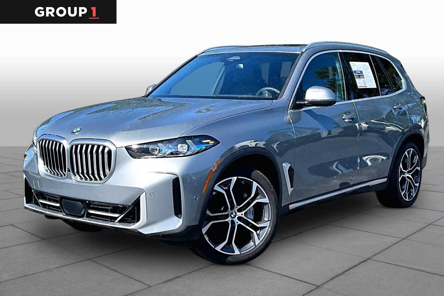 Used 2025 BMW X5 sDrive40i w/ Premium Package RWD image 1