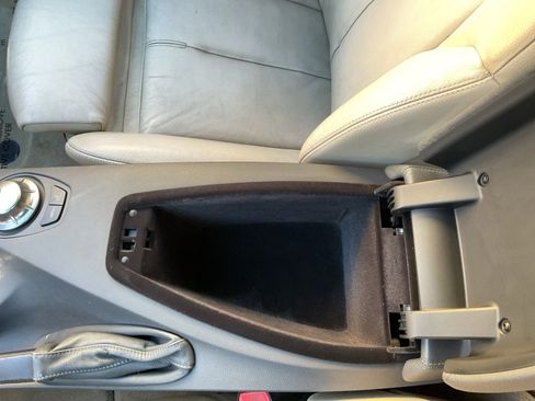 Used 2005 BMW 645Ci Convertible image 27