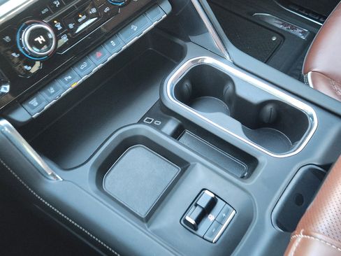 Certified 2024 GMC Sierra 3500 Denali Ultimate image 20