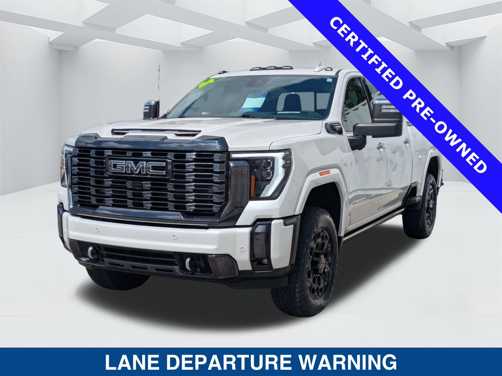 Used 2024 GMC Sierra 2500 Denali Ultimate AWD/4WD image 8