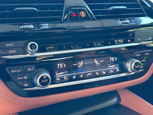 Used 2023 BMW M5 image 16