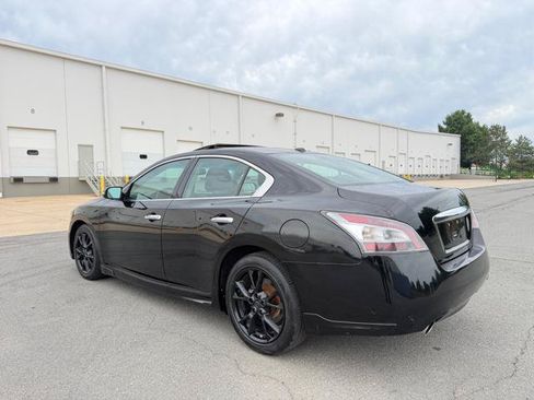 Used 2014 Nissan Maxima 3.5 SV w/ Technology Package FWD image 3