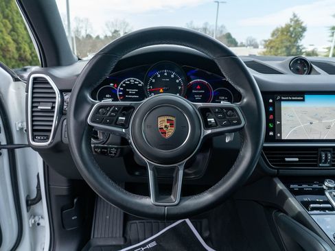 Certified 2023 Porsche Cayenne image 25